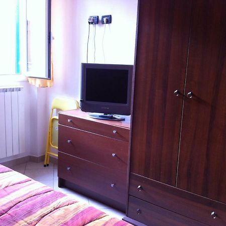 Bed and Breakfast Un Posto Al Sole Finale Ligure Exterior foto
